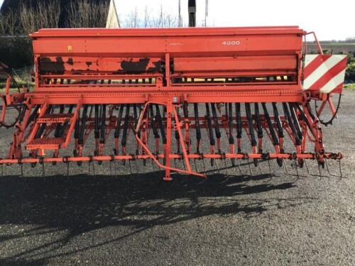 INTEGRA 4000 Kuhn Semoir à grains