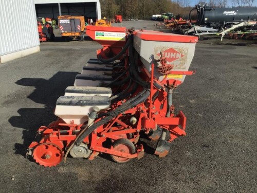 PLANTER 3 TI Kuhn Semoir monograine