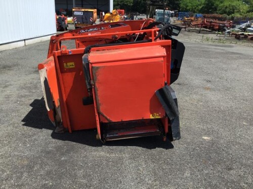 POLYCROK 2050 Kuhn Distribution fourrages/Paillage
