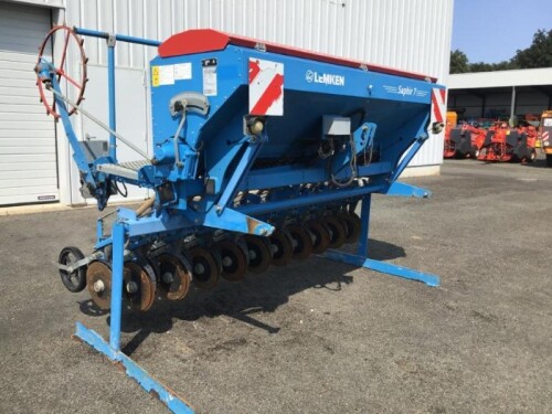 SAPHIR 7/300 Lemken Semoir à grains