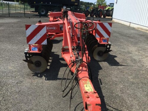 XM 32 Kuhn Annonces Occasions