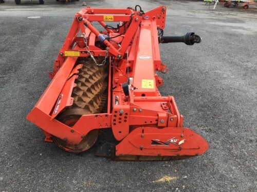 HR 4004 D Kuhn Outils du sol animés