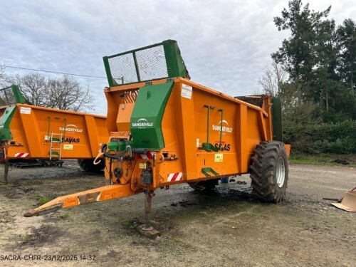 SV 15 Dangreville Epandeur &agrave; fumier