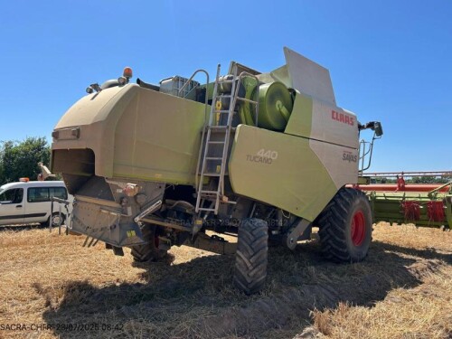 TUCANO 440 Claas Moissonneuse-batteuse