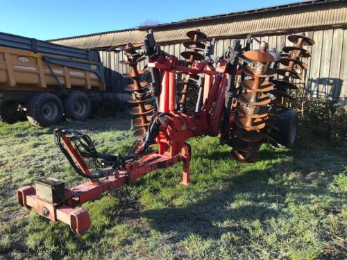 ACERO MK 36 Gregoire Besson Cover-crop