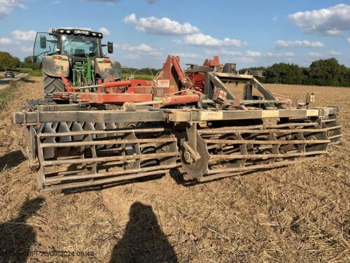 XRVP2 666-44 Gregoire Besson Cover-crop