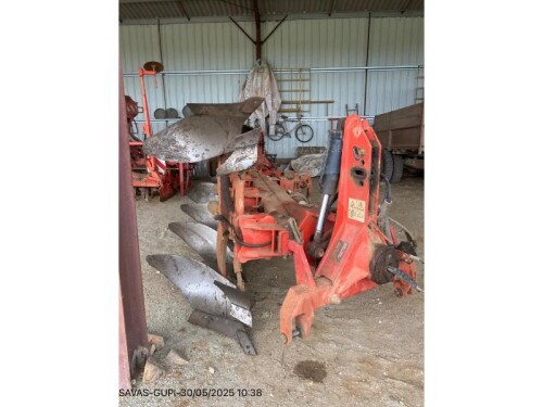 RZ 71 Gregoire Besson Outils du sol non animés