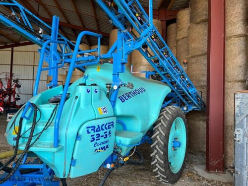 TRACKER 32-34 Berthoud Pulv&eacute;risateur tra&icirc;n&eacute;